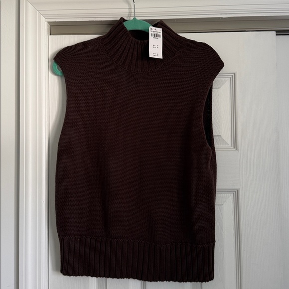 NWT Abercrombie Mock Neck Sweater Shell - Picture 2 of 3